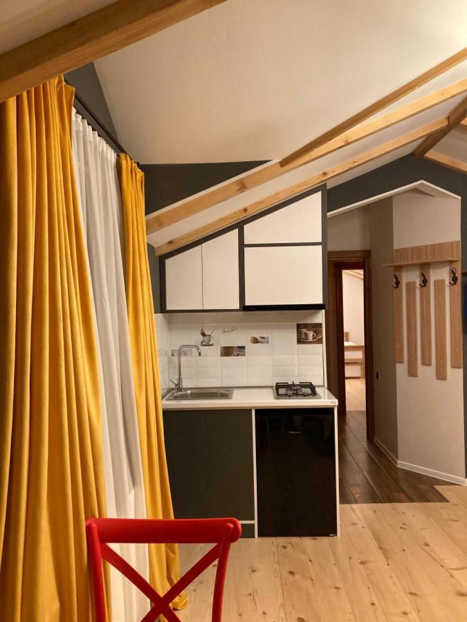 Borjomi Yellow Hotel Dış mekan fotoğraf