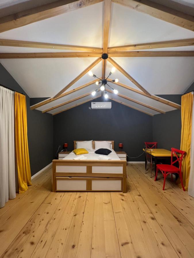 Borjomi Yellow Hotel Dış mekan fotoğraf